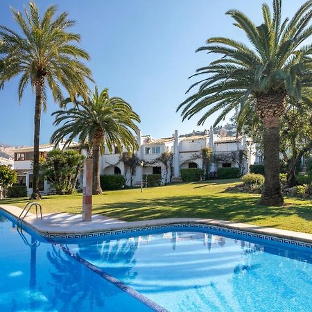 Hola From Helios Villa Muntanya la Sella Kültér fotó