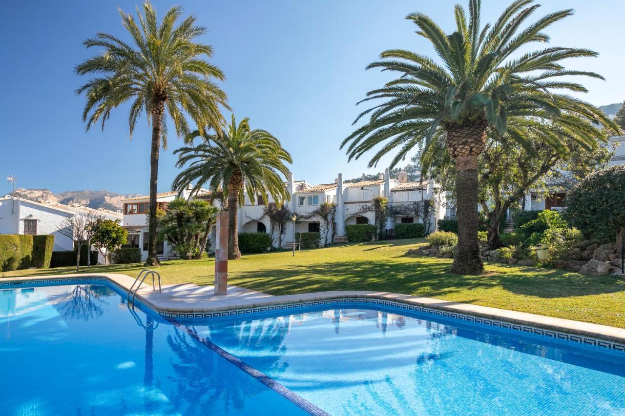 Hola From Helios Villa Muntanya la Sella Kültér fotó