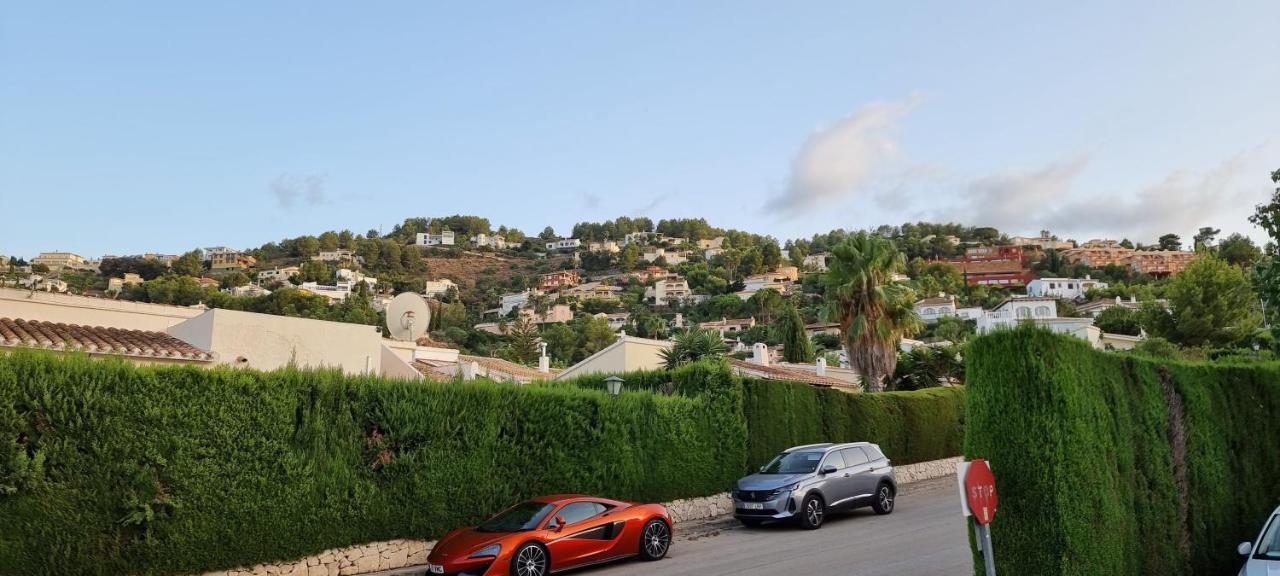 Hola From Helios Villa Muntanya la Sella Kültér fotó